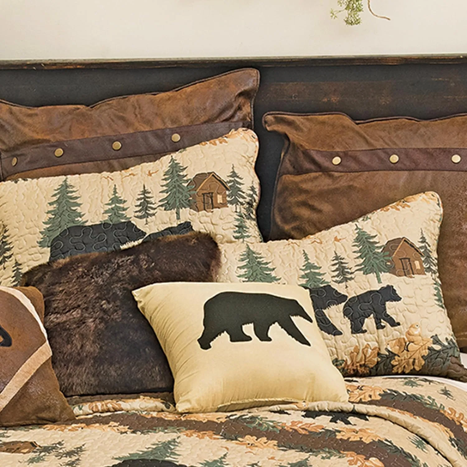 Black Forest Décor Rustic King Size Comforter Set – Cabin Theme Bedding with Bear and Wildlife Prints, Cozy and Warm Country Lodge Quilt