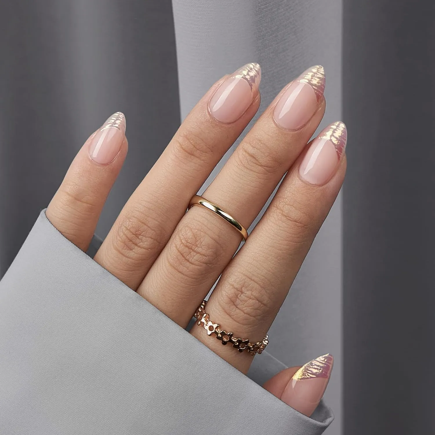 BTArtbox Short Almond Press On Nails - Aurora French Tip, Spring Glue On for Gifts, Natural Stick On in 16 Sizes - 30 Fake Nails Kit, Athena