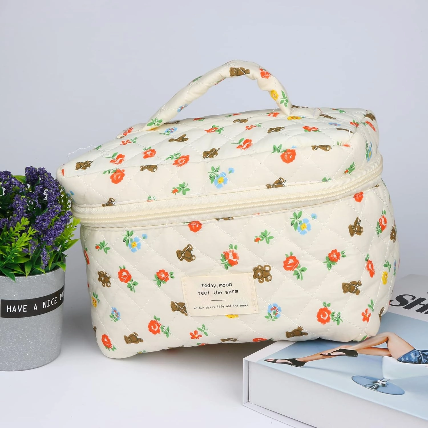 Cosmetic Bags for Women, Cute Floral Makeup Bag, Organizer Storage Make Up Bag, Travel Toiletry Bags, Handbags Purses (Bear/Big)