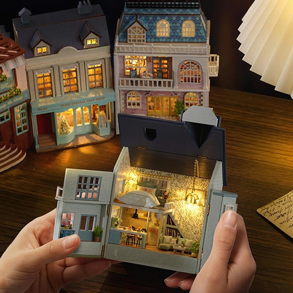 DIY Miniature Wooden Dollhouse Furniture Kit,Mini Handmade Doll House with LED,1:24 Scale Creative Woodcrafts Toys for Adult Friend Lover Birthday Gift (Homely House)