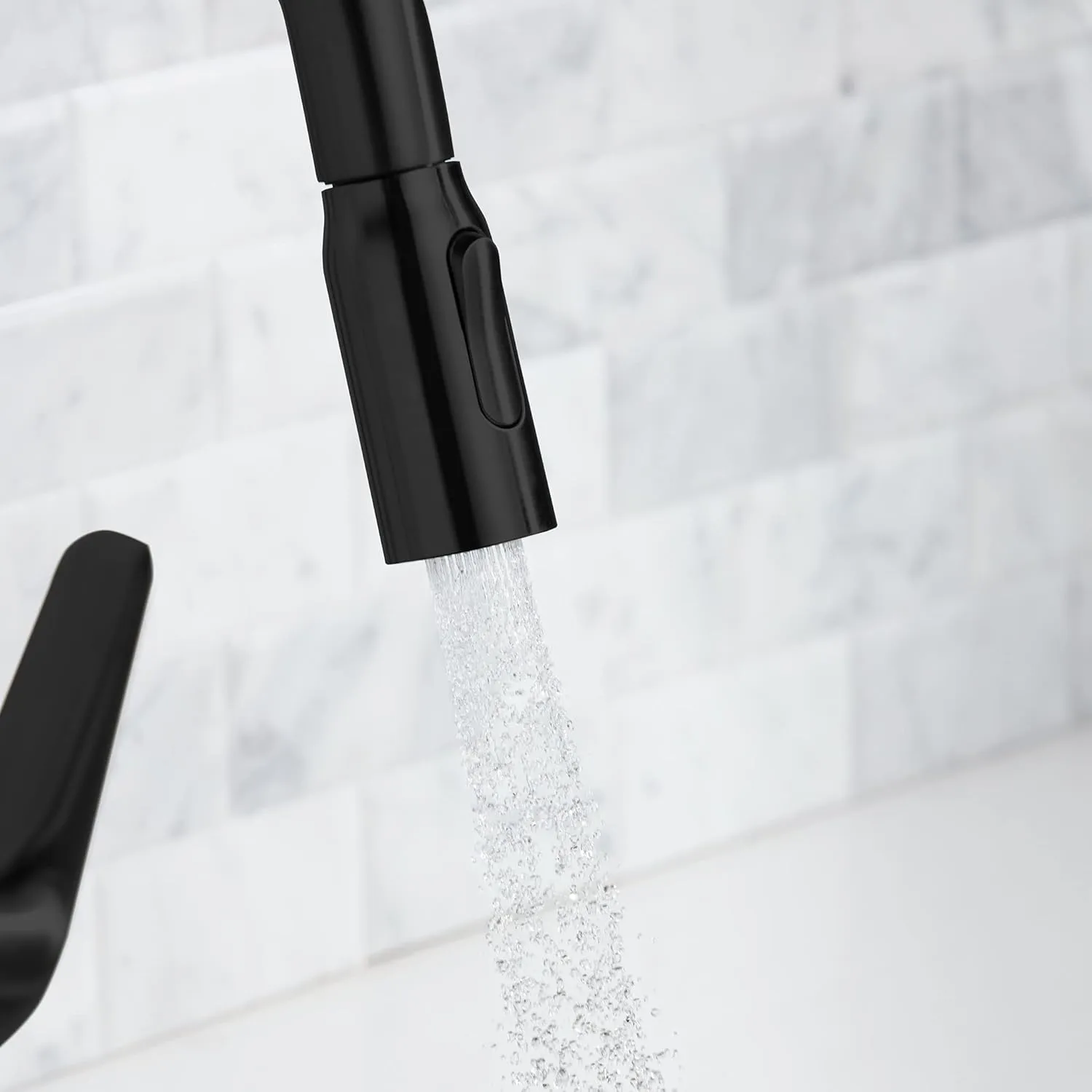 hansgrohe Focus N Black High Arc Kitchen Faucet, Kitchen Faucets with Pull Down Sprayer, Faucet for Kitchen Sink, Matte Black 71800671