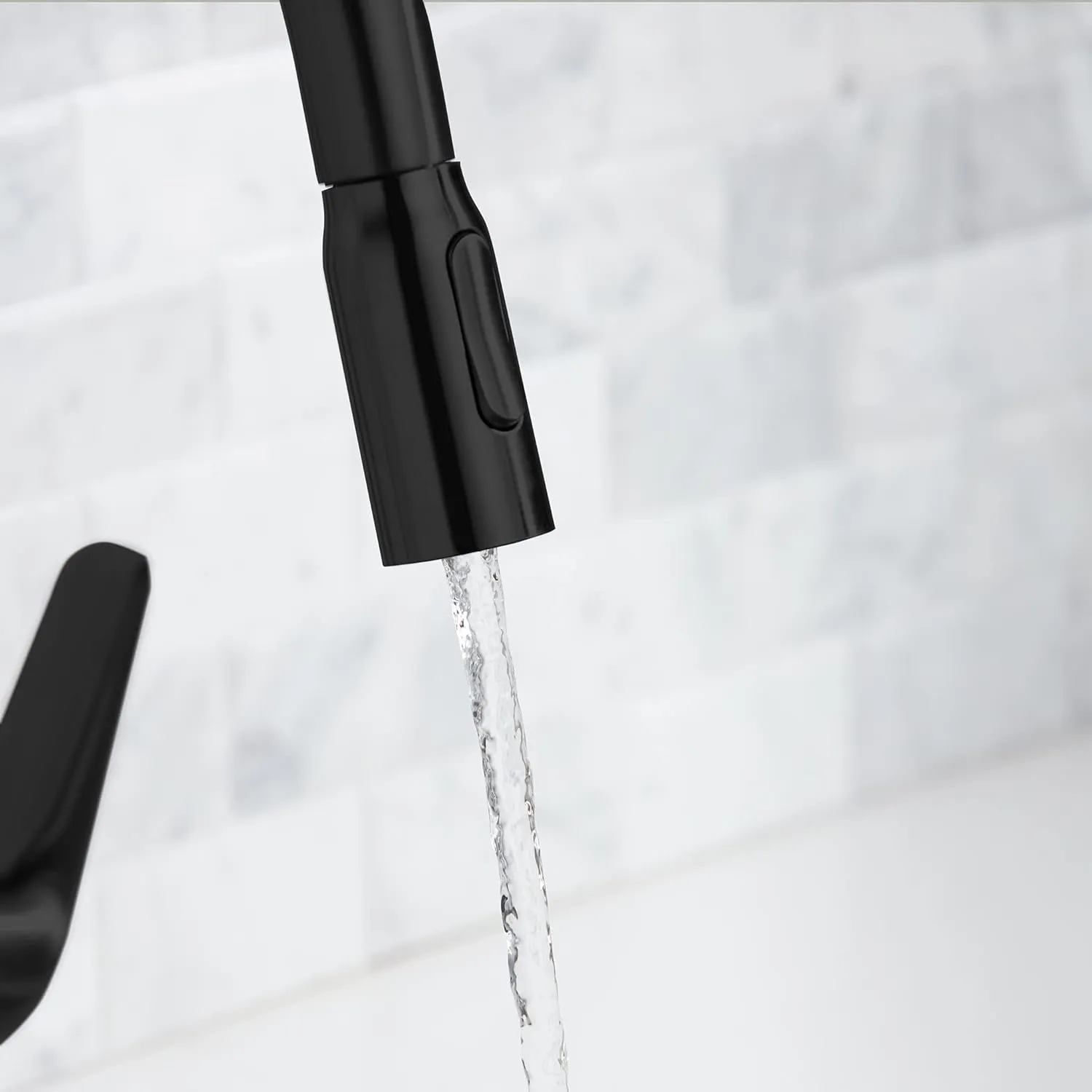 hansgrohe Focus N Black High Arc Kitchen Faucet, Kitchen Faucets with Pull Down Sprayer, Faucet for Kitchen Sink, Matte Black 71800671