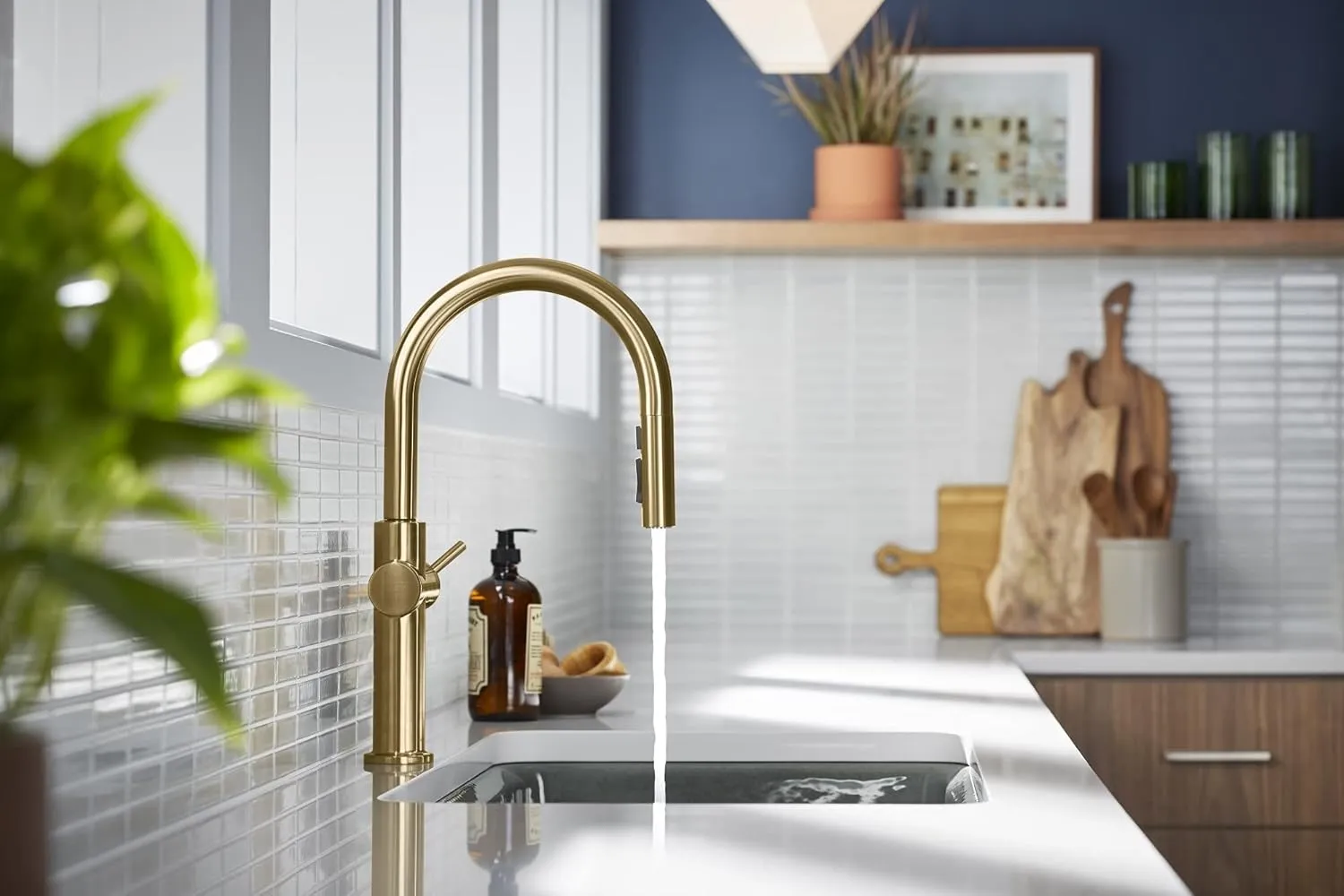 KOHLER 22972-2MB Crue Pull Down Kitchen Faucet, Pull-Down Sprayer, Vibrant Brushed Moderne Brass