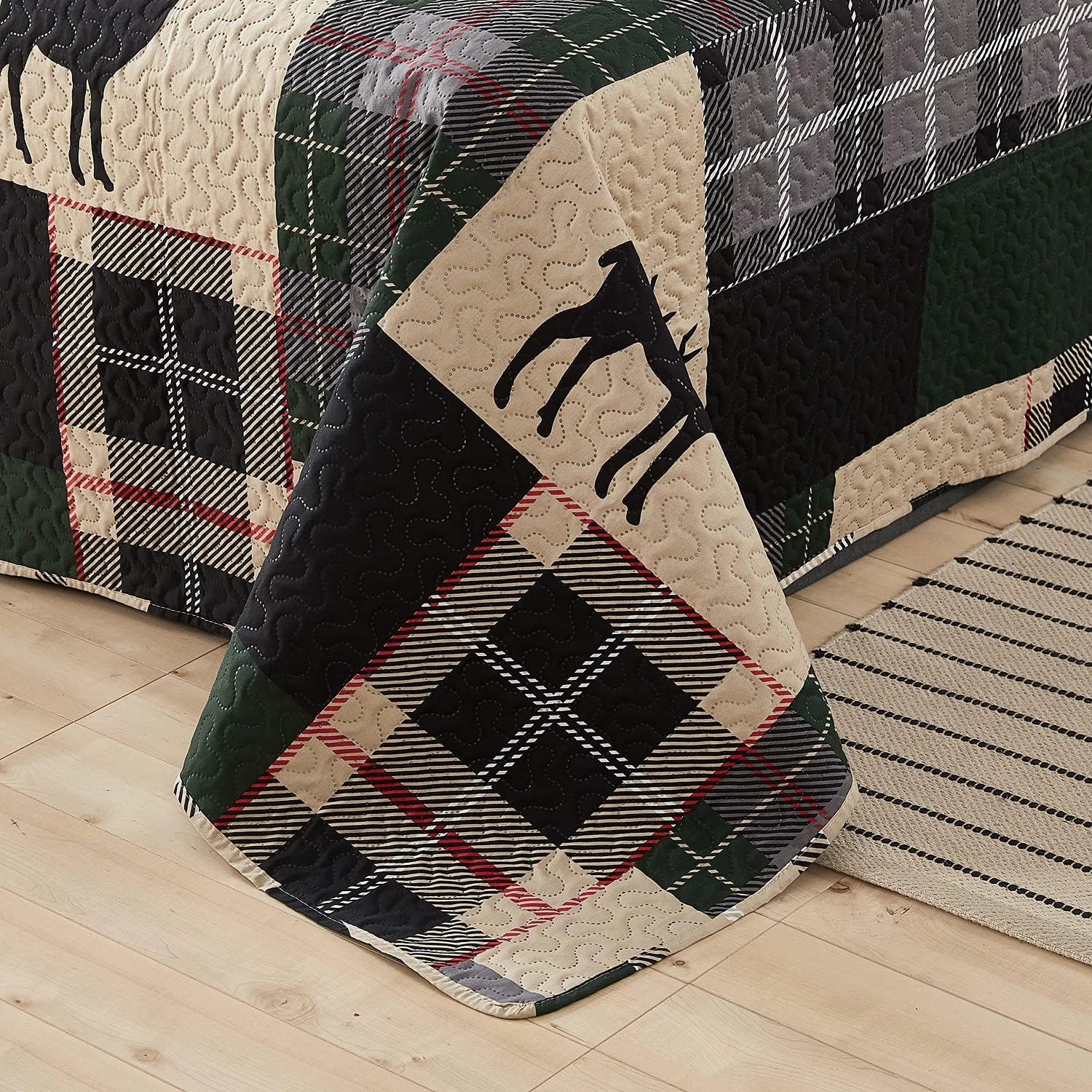 Lodge Quilt Set Full/QUEEN Size Plaid Patchwork Rustic Cabin Bedding Moose Deer Printed Beige Gingham Grid Bedspread Coverlet Soft Lightweight Reversible All Season Bed Sheet, 1 Quilt 2 Pillow Shams