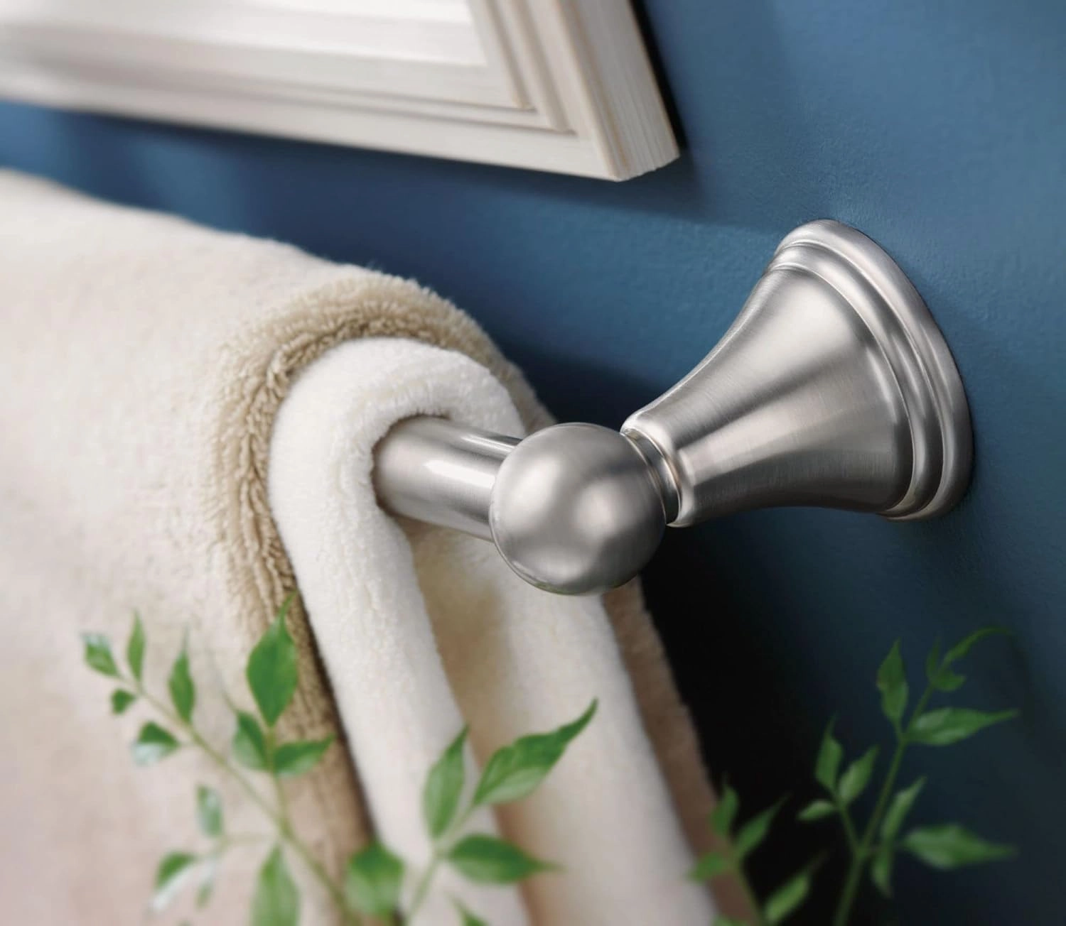 Moen Preston Collection Brushed Nickel 18-Inch Single Bathroom Towel Bar, DN8418BN
