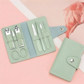 Nail Clippers Set 7-Piece Nail Clipper Set Complete Set of Household Nail Clippers Manicure and Beauty Tools Portable Nail Clipper Set Pedicure Tools for Feet(Green)