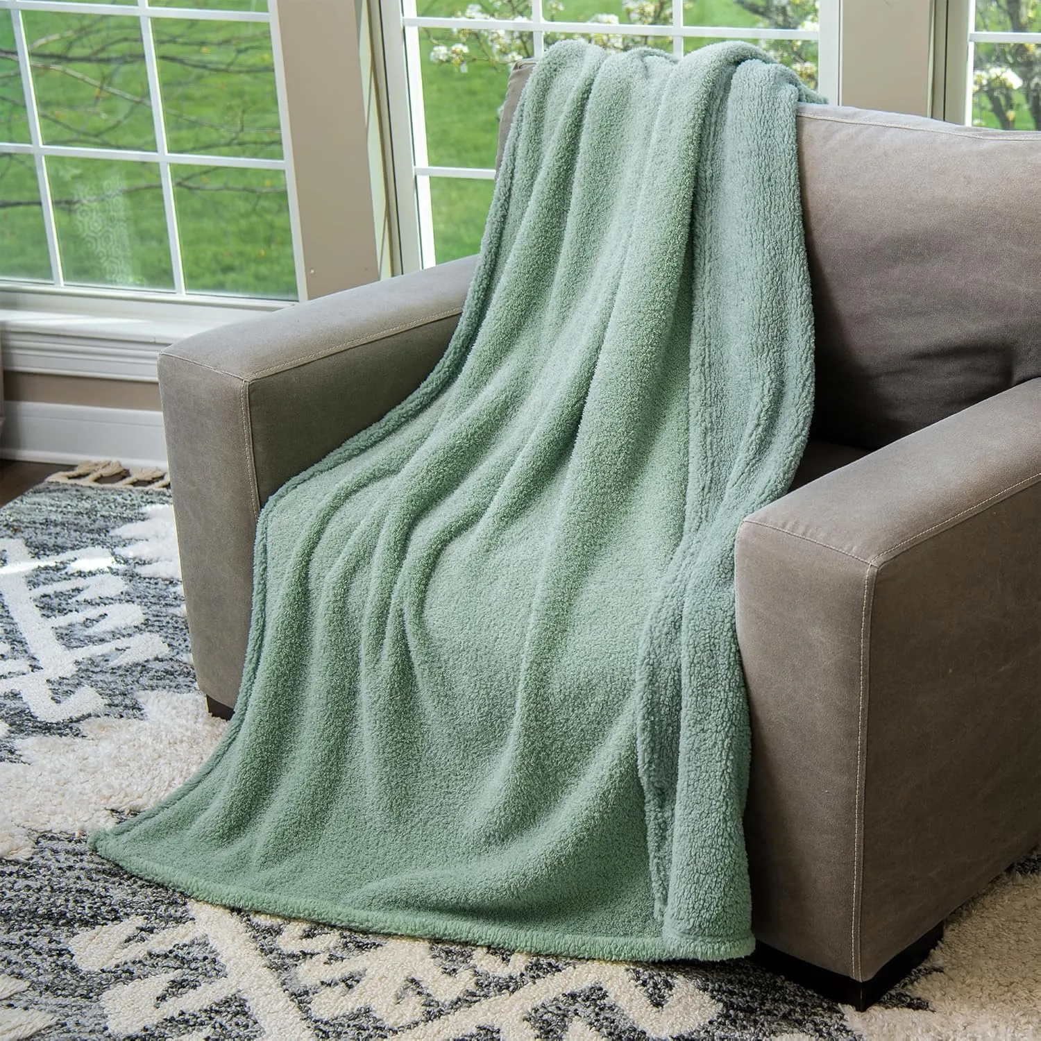 NORTHWEST HGTV Teddy Sherpa Faux Fur Throw Blanket, Ultra Soft Cozy Layer for Bed or Couch, Plush Velvety Texture for Snuggling, Lounging, or Home Décor, 50 x 70 inches, Green