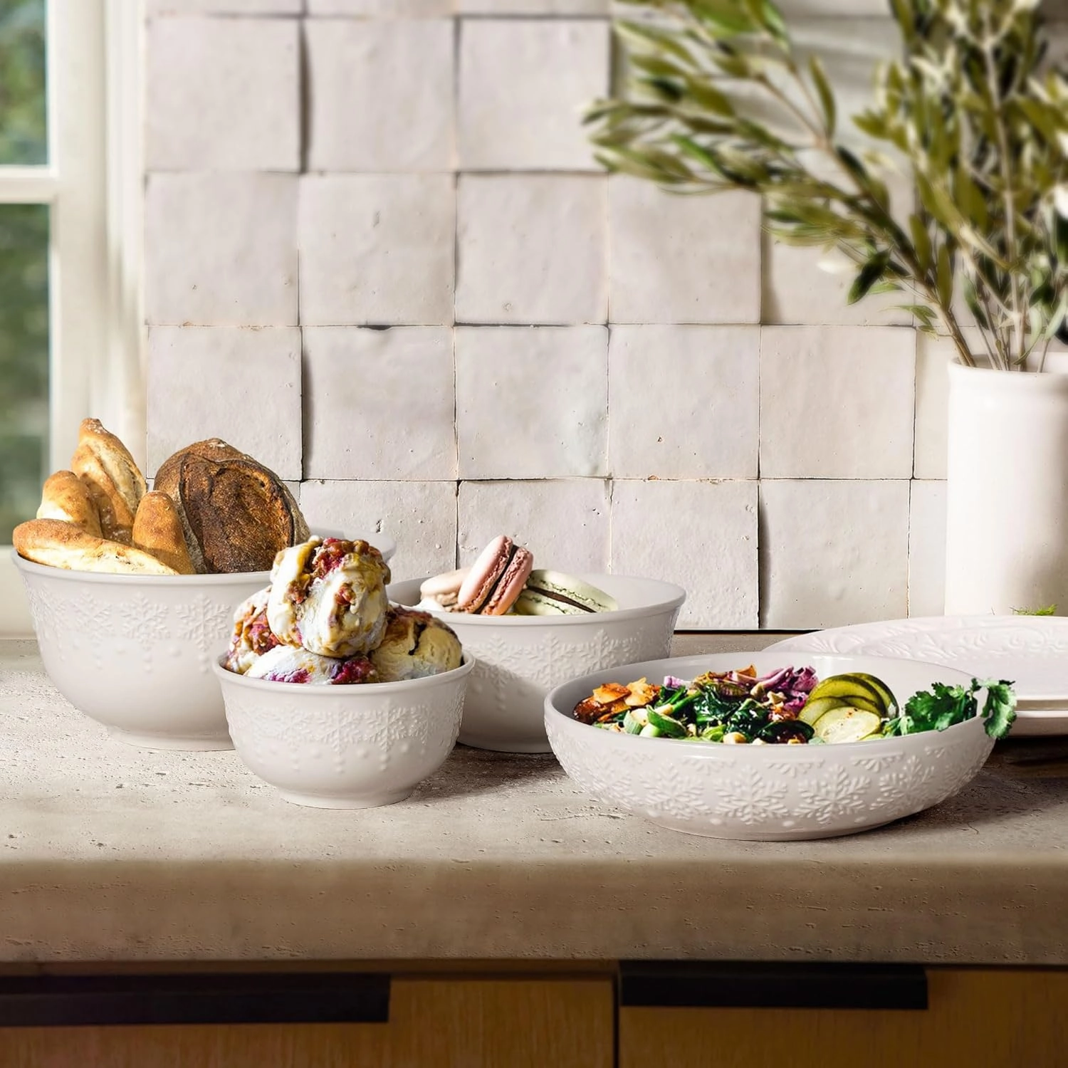 Pasta Bowls, 32oz Salad Bowls Set of 4, White Ceramic Soup Bowls 8 Inch Embossment Large Serving Bowl Wide and Shallow Bowls for Kitchen, Microwave & Dishwasher Safe (Multiple Patterns)
