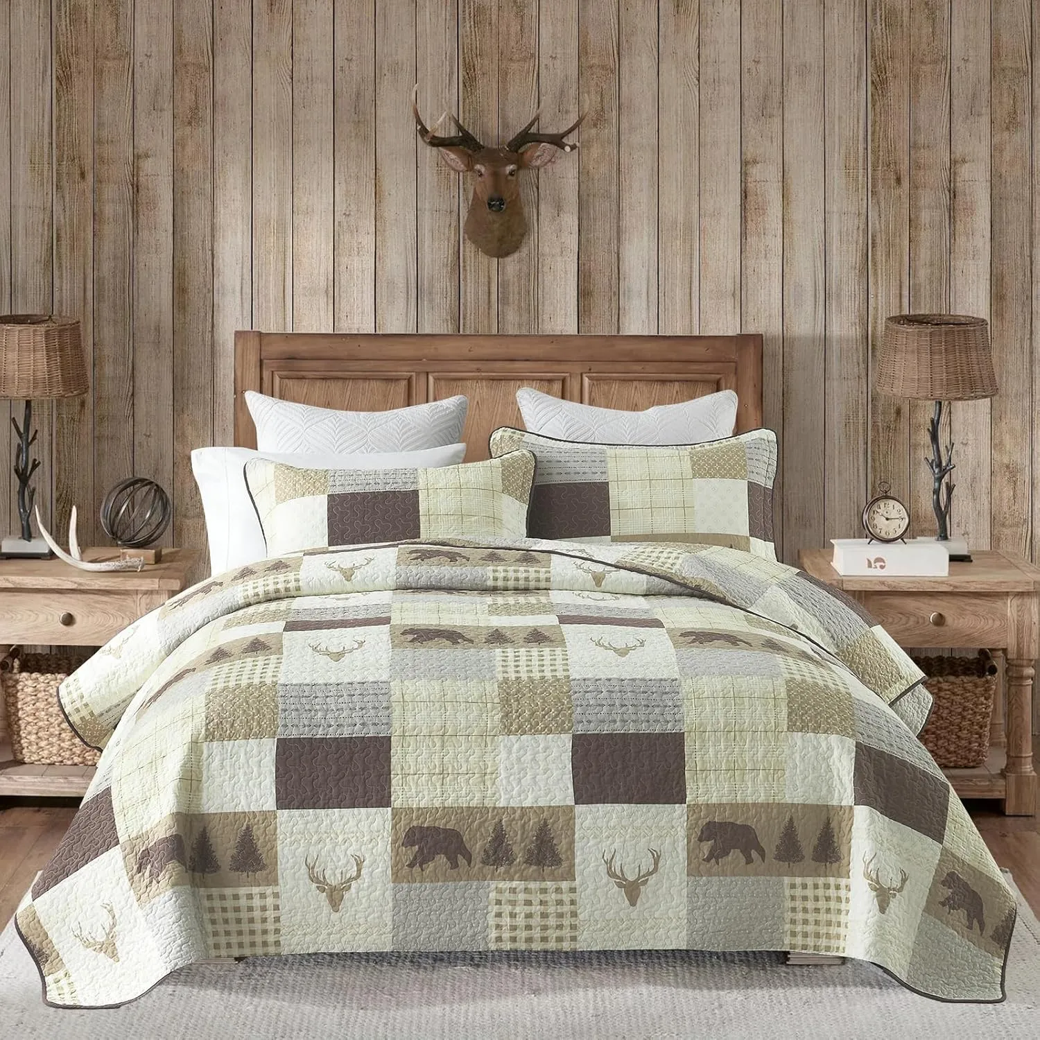 PERHOM Quilt Queen Size - 100% Cotton Lightweight Cabin Plaid Queen Quilt Bedding Set, Brown Forest Tree Bear Deer Patchwork Reversible Bedspread/Comforter Set with 2 Pillow Shams, 3PCS
