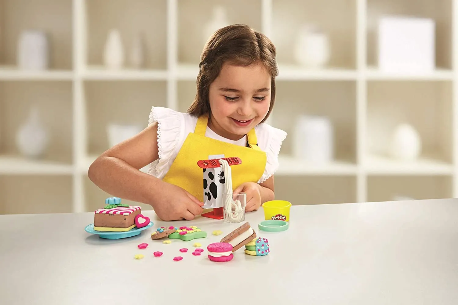 Play-Doh Kitchen Creations Silly Snacks, Assorted