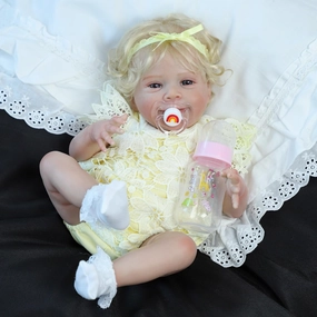 SCOM Reborn Realistic Baby DollsGirl，18 Inch Lifelike Realistic Dolls，Silicone Cute Soft Body Doll Real Life Doll Gift for Age 3 