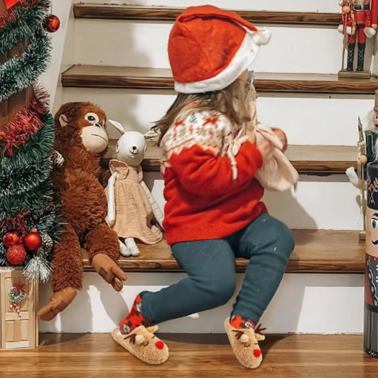 SKYWHEEL Women's Reindeer Slippers - Comfortable Plush Warm Non-Slip Slippers for Christmas, Family, Holiday, Winter, House, Indoor, Outdoor, Bedroom