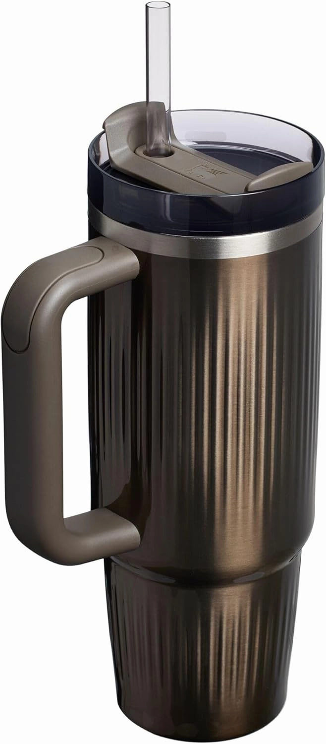 Stanley Quencher H2.0 Tumbler with Handle and Straw 30 oz | Flowstate 3-Position Lid | Cup Holder Compatible for Travel | Insulated Stainless Steel Cup | BPA-Free | Fluted Gunmetal Shine