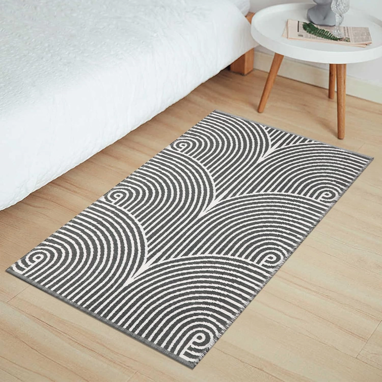 Tiffasea Small Bathroom Rug 2'x3', Indoor Door Mat Machine Washable Small Area Rug, Cotton Woven Indoor Outdoor Rugs Reversible Entryway Rug Farmhouse Throw Rugs for Bedroom/Kitchen/Entry