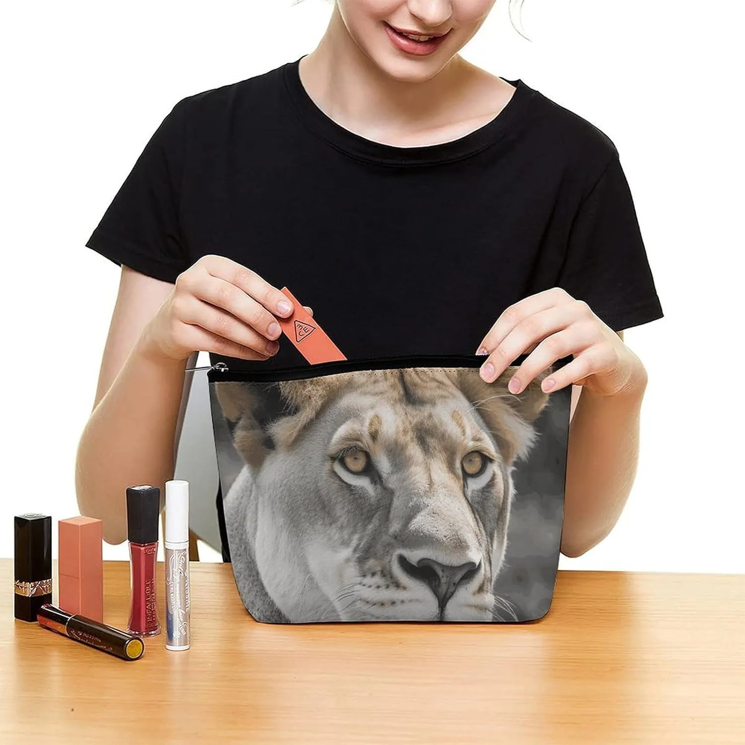 Toiletry Bag for Women Lioness Cosmetic Bag Portable Capacity Travel Makeup Bags with Zipper Lightweight Cute Beauty Makeup Organizer for Traveling, Accessories, Essentials
