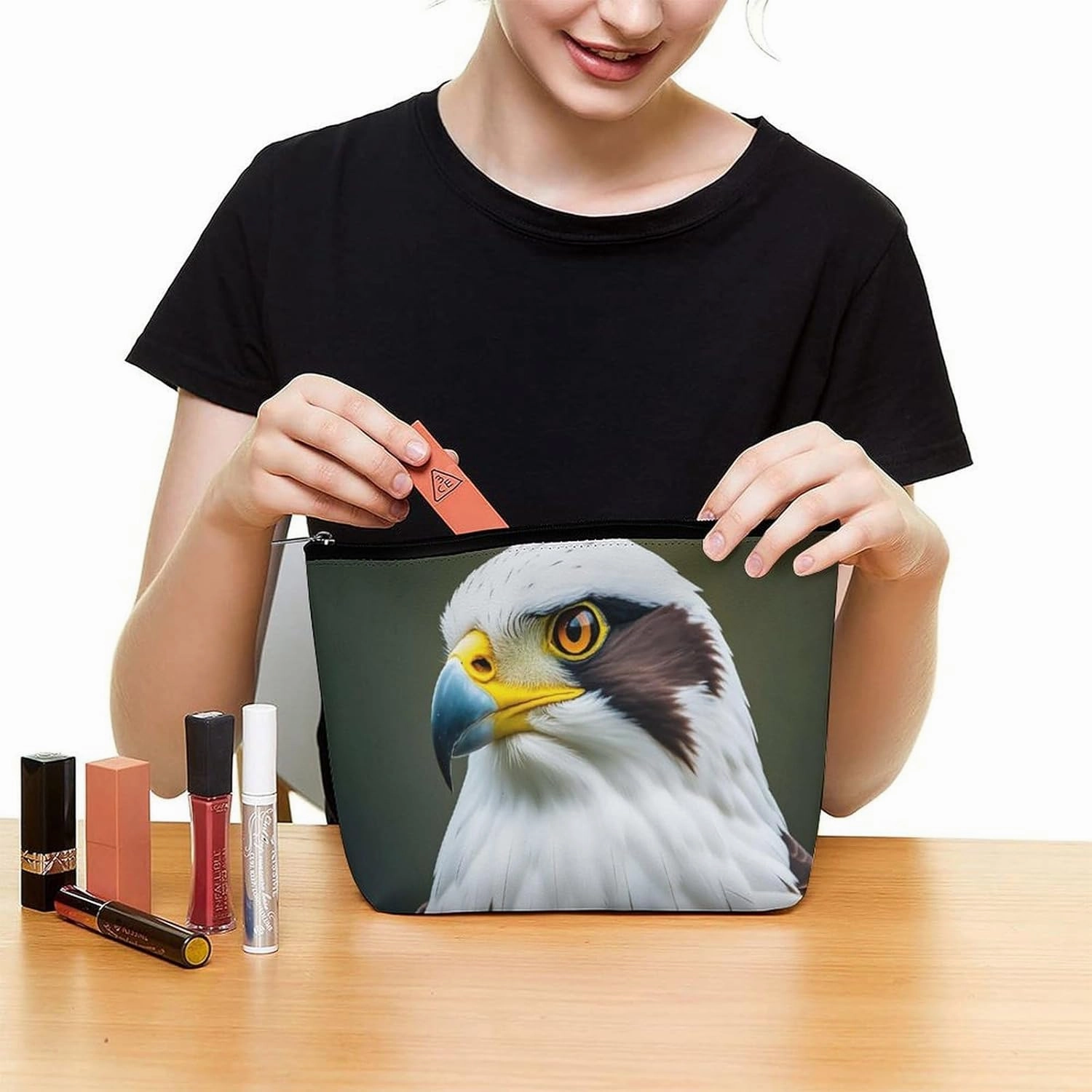Toiletry Bag for Women Spear Falcon, White Eagle Cosmetic Bag Portable Capacity Travel Makeup Bags with Zipper Lightweight Cute Beauty Makeup Organizer for Traveling, Accessories, Essentials