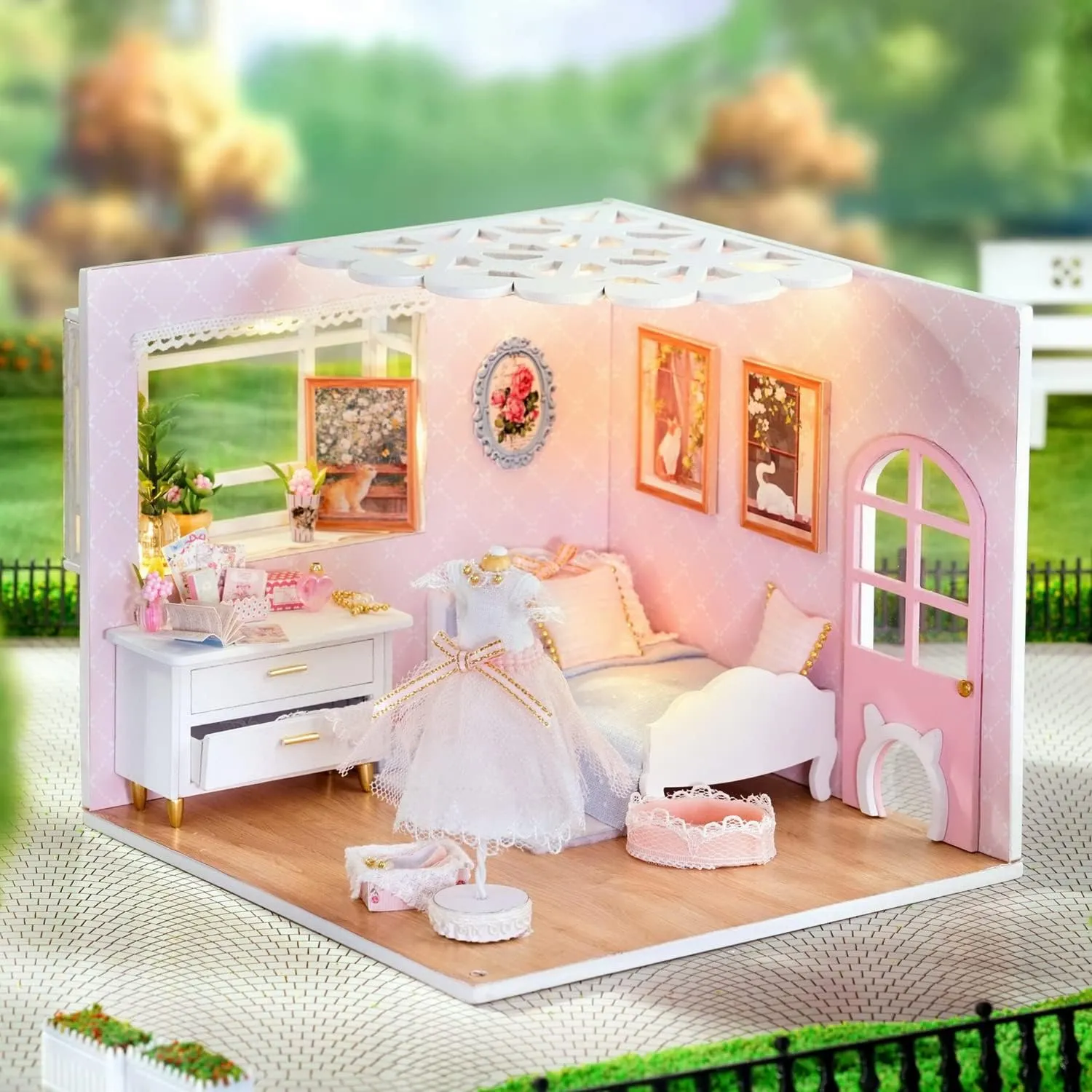 TuKIIE DIY Miniature Dollhouse Kit with Furniture, 1:24 Scale Creative Room Mini Wooden Doll House Accessories Plus Dust Proof for Kids Teens Adults(Enjoy The Life)