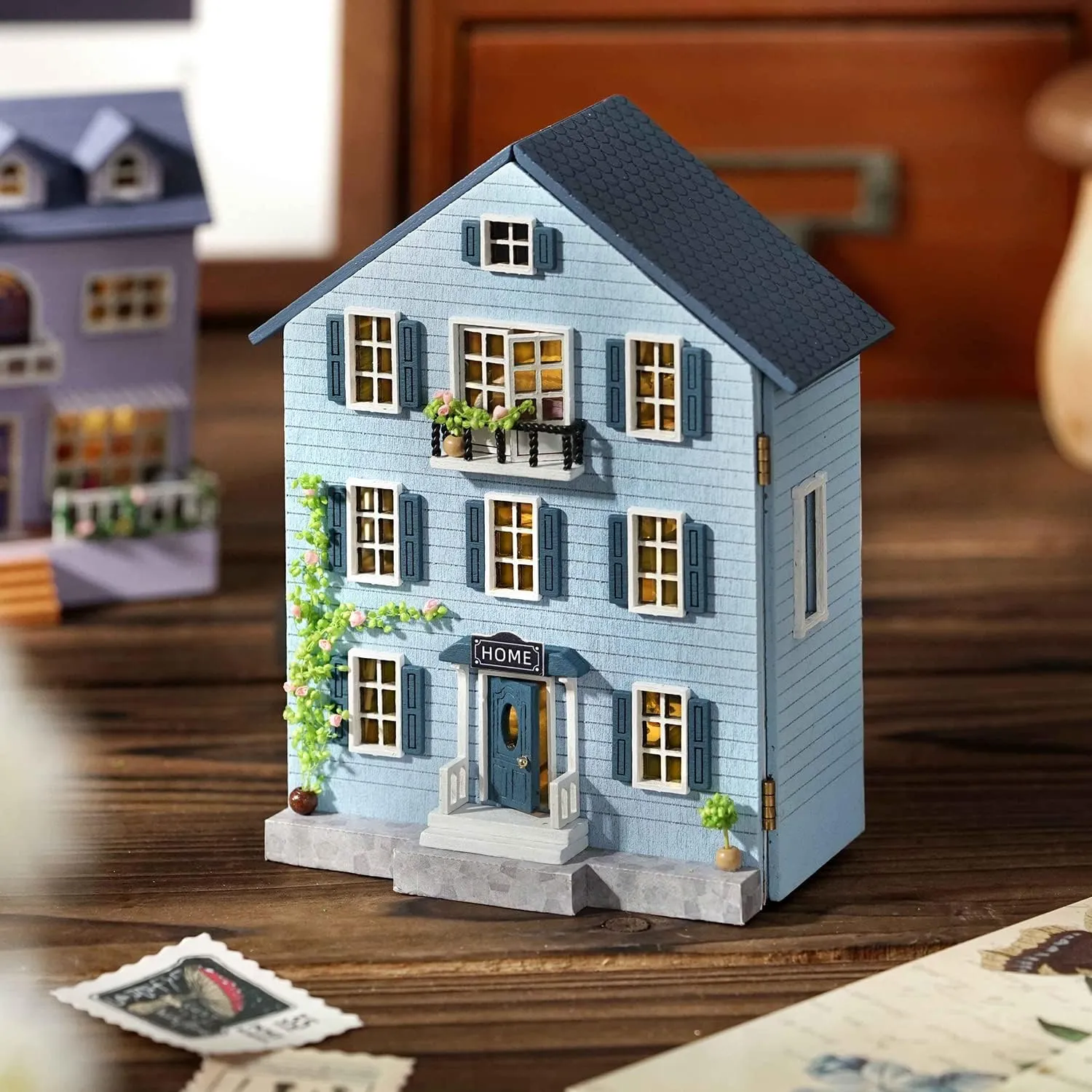 TuKIIE DIY Miniature Dollhouse Kit with Furniture, 1:32 Scale Creative Room Opened & Closed Mini Wooden Doll House for Kids Teens Adults(Molan House)
