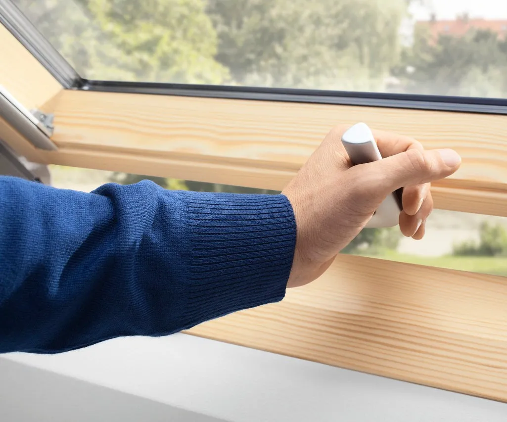 VELUX GPL FK06 3068 Triple Glazed Pine Top-Hung Window (66 x 118 cm)