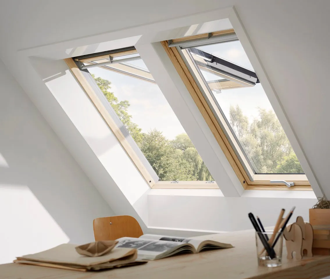 VELUX GPL FK06 3068 Triple Glazed Pine Top-Hung Window (66 x 118 cm)