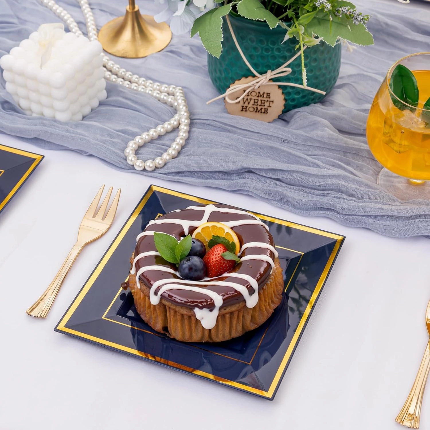 WDF 200PCS Blue Plastic Dessert Plates with Plastic Forks -6’’ 100 Square Disposable Appetizer Plates Small Cake Plates with Gold&100 Navy Blue Small Appetizer Forks for Graduation/Independence Day